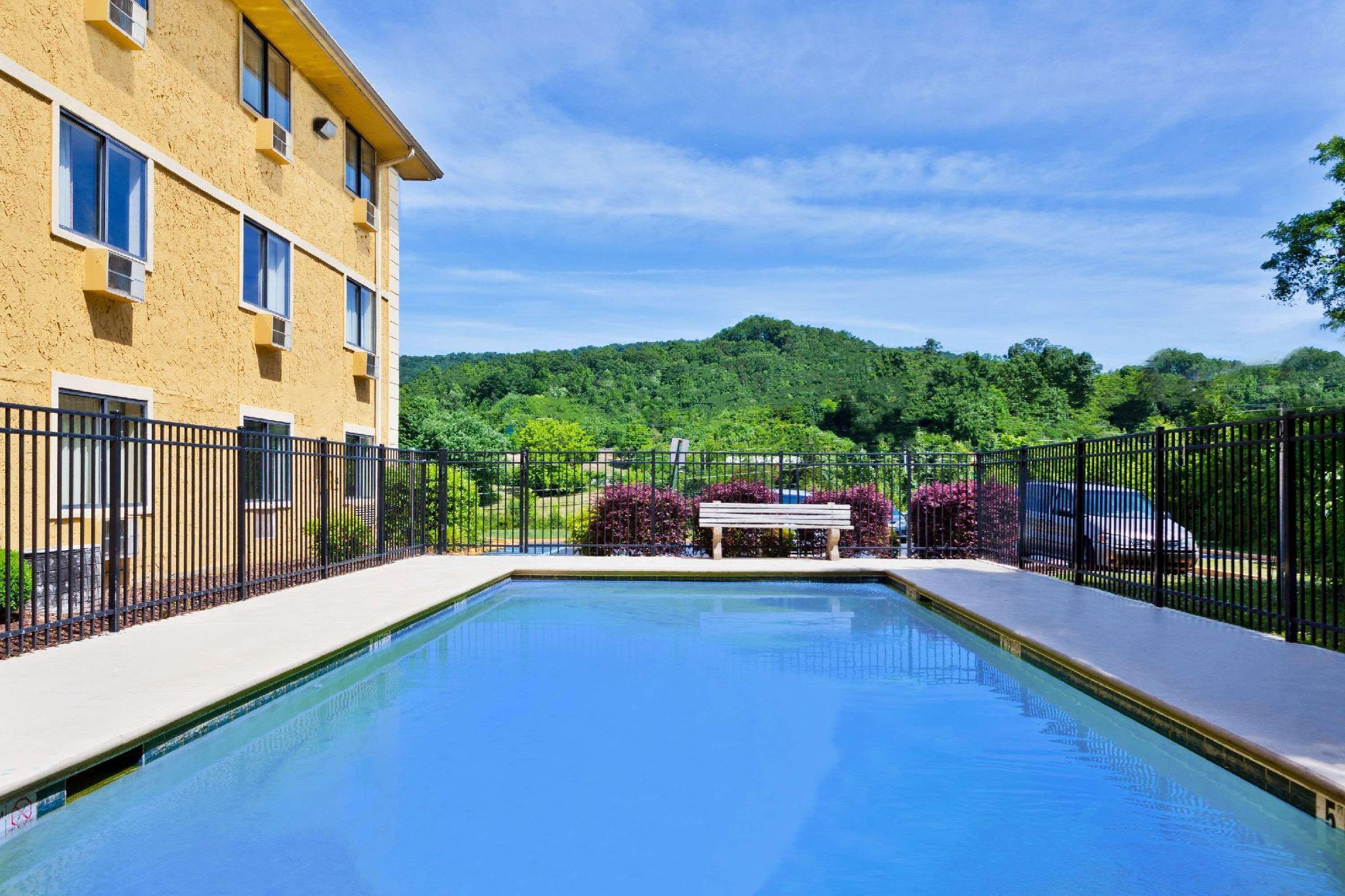 Super 8 By Wyndham Chattanooga Lookout Mountain Tn Экстерьер фото